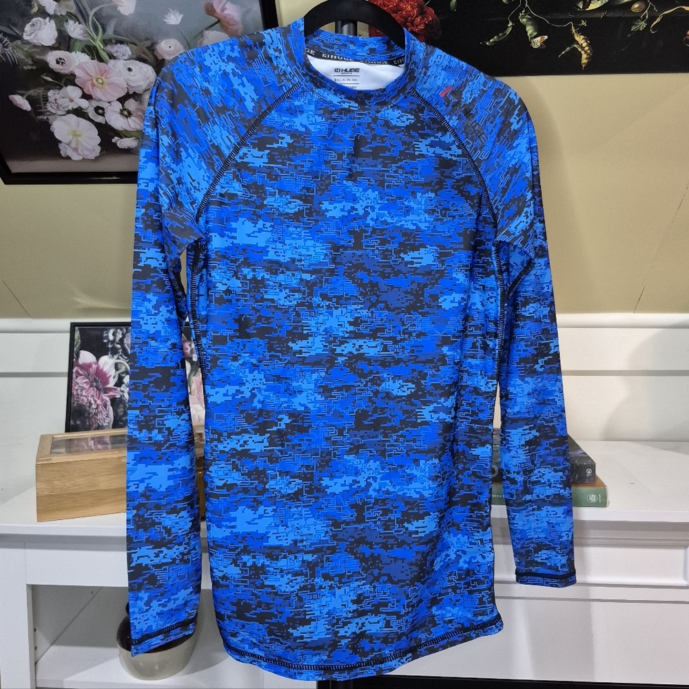 Huge Sports Men's Blue Camo Rash Guard 2050